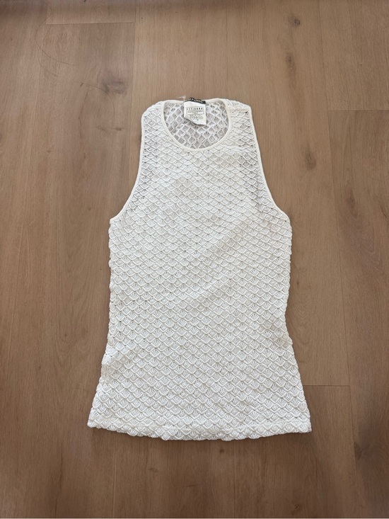 Gianfranco Ferre Tops - Gianfranco Ferre White Sleeveless Crochet Knit Tank